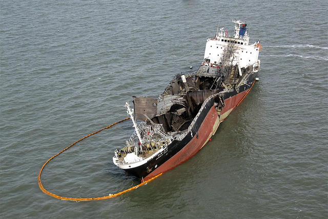 Oil tanker explosion kills 5 off coast of South Korea Oil tanker explosion kills 5 off coast of South Korea
